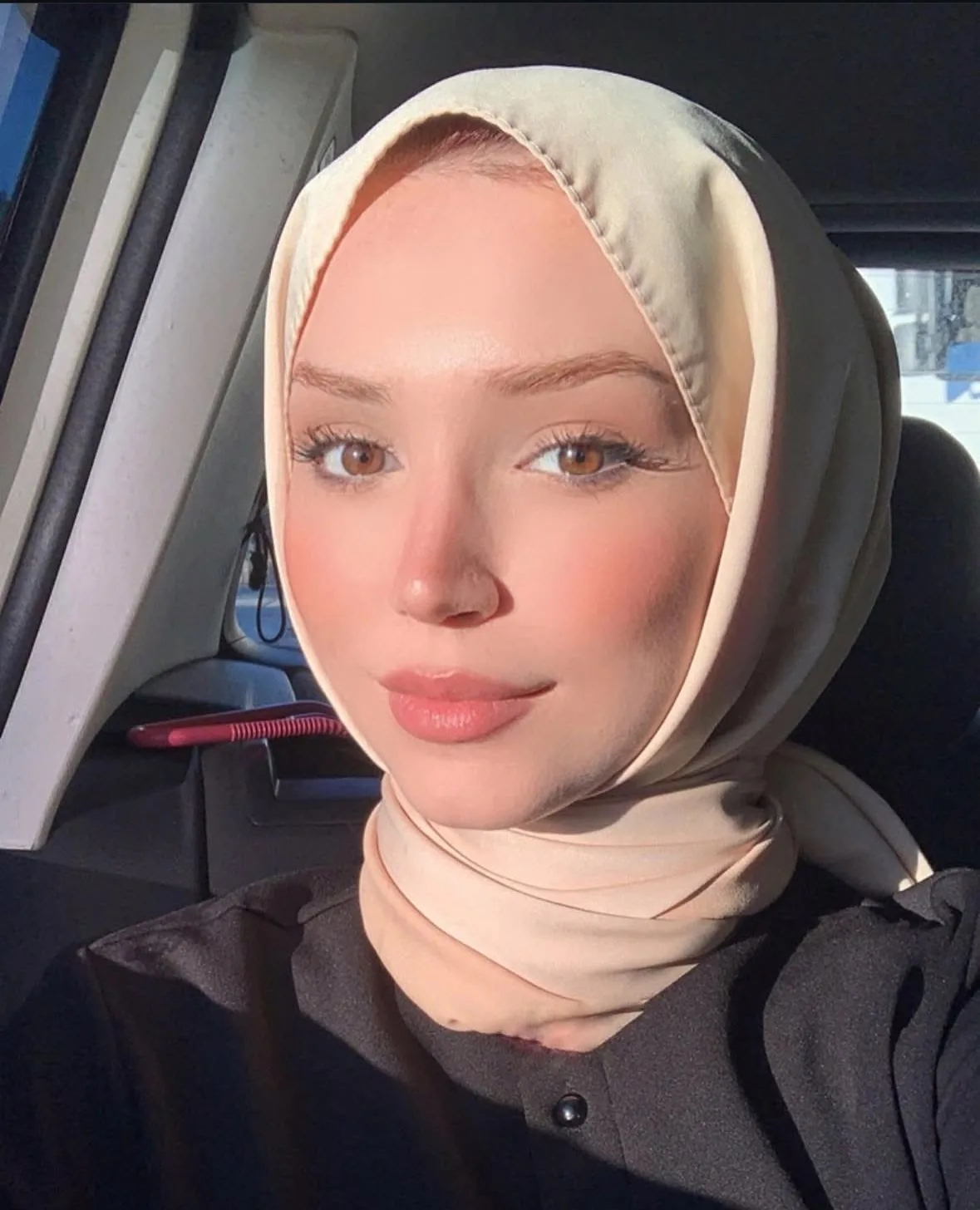 Hilal - Fatih Escort