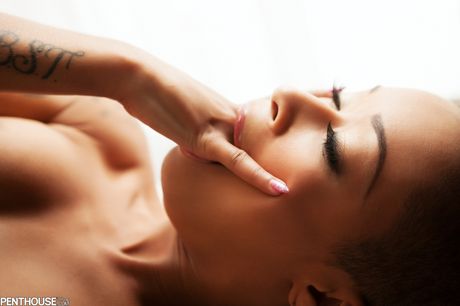 Aksaray VIP Escort Modeli Sude (Ateşli ve Neşeli)